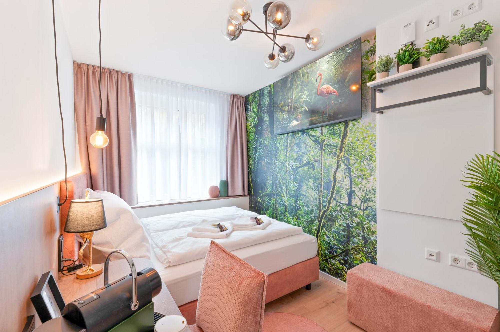 Jungle No5 Boutique Hotel - Stuttgart City-Center Ngoại thất bức ảnh
