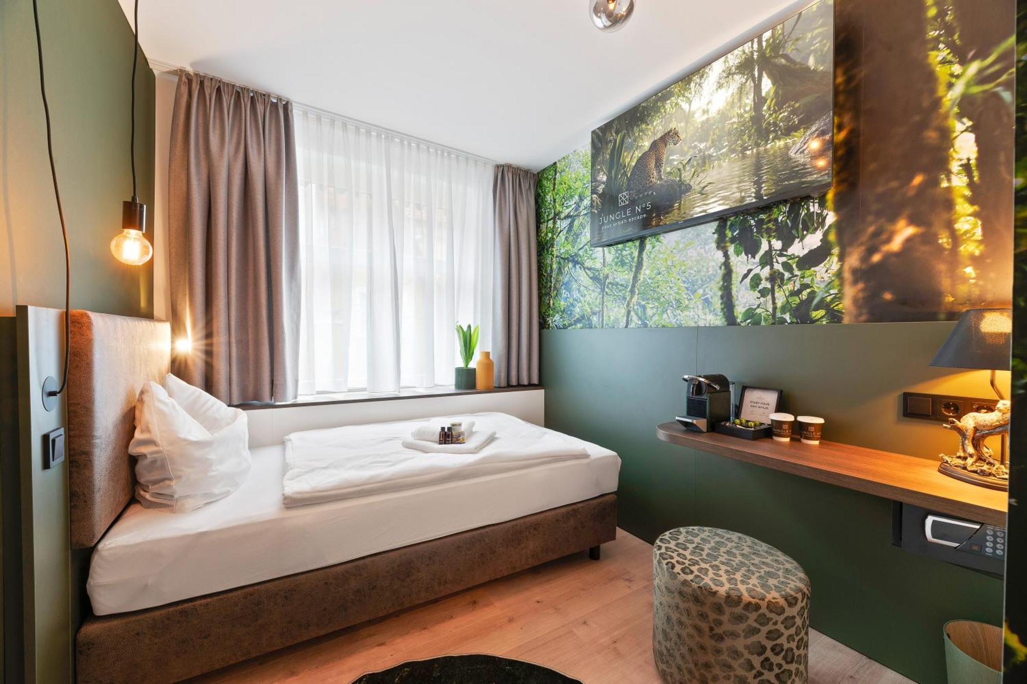 Jungle No5 Boutique Hotel - Stuttgart City-Center Ngoại thất bức ảnh